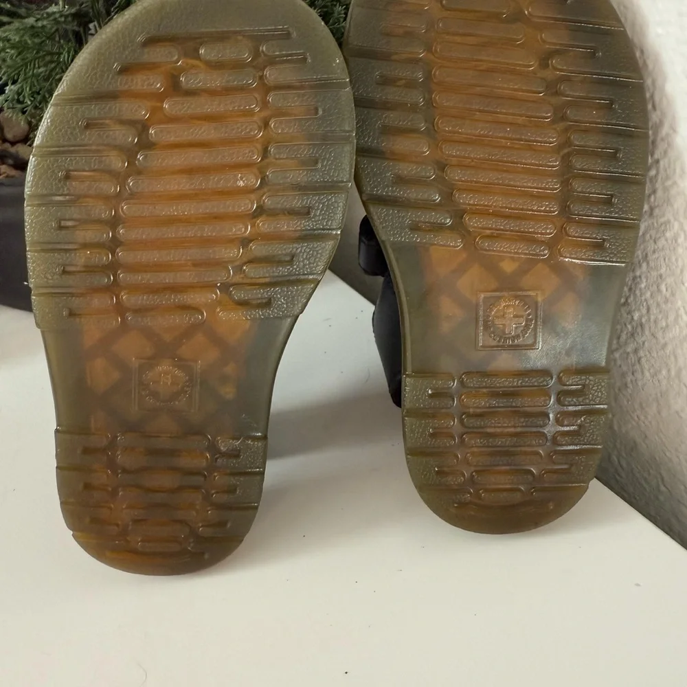 Dr. Martens Kids Black Leather Sandals - Picture 5 of 6